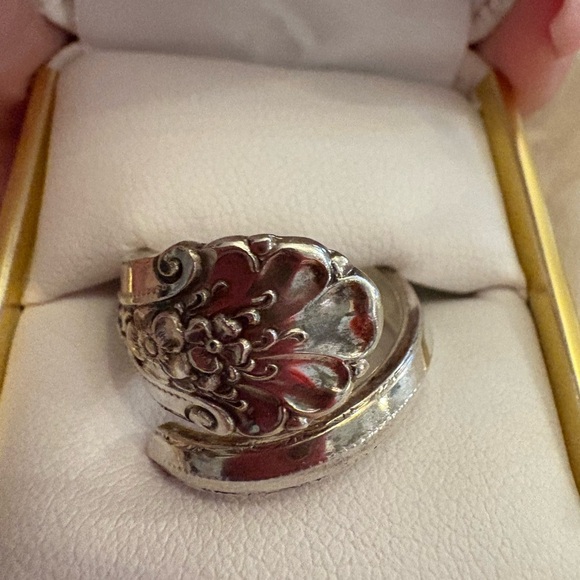Jewelry - Elegant Silver Spoon Floral Ring